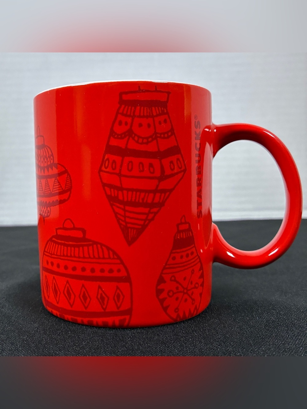 Starbucks Holiday Mug – Red Ornament 12oz